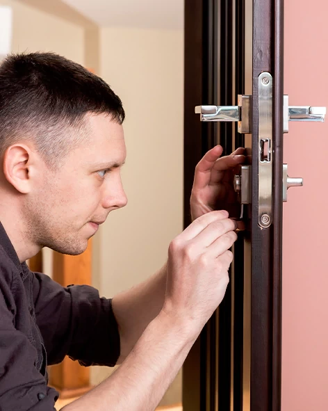 : Professional Locksmith For Commercial And Residential Locksmith Services in Quincy